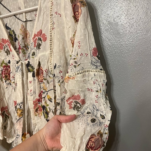 Zara embroidered and floral print open tassel tie kimono top peasant sleeves - Picture 8 of 9